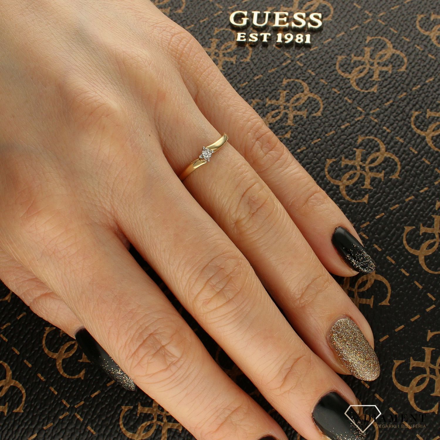 Pierścionek złoty DIAMENT zaręczynowy 'Fala' CH436HSI2 pr 585 Au.jpg